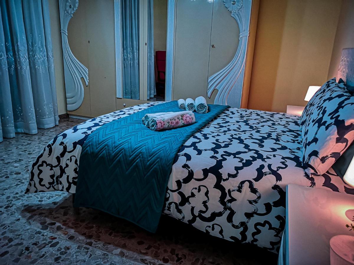 Villa Costanza - Housity