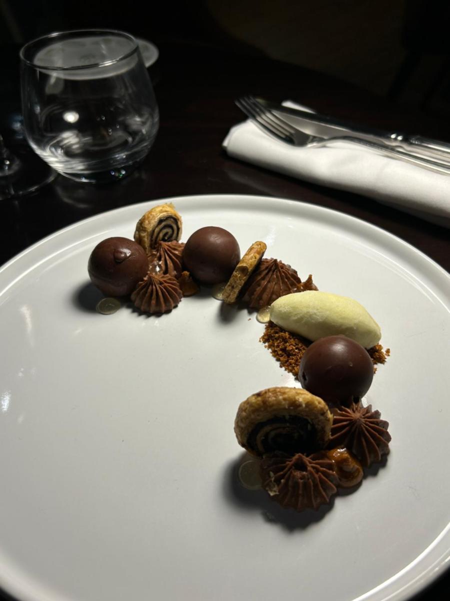Nourriture dans l'hôtel ou à proximité