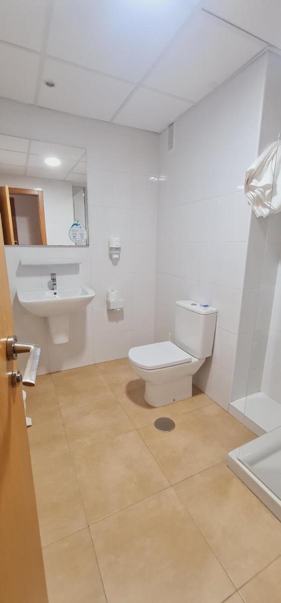 Un baño de Estación de Montaña Manzaneda
