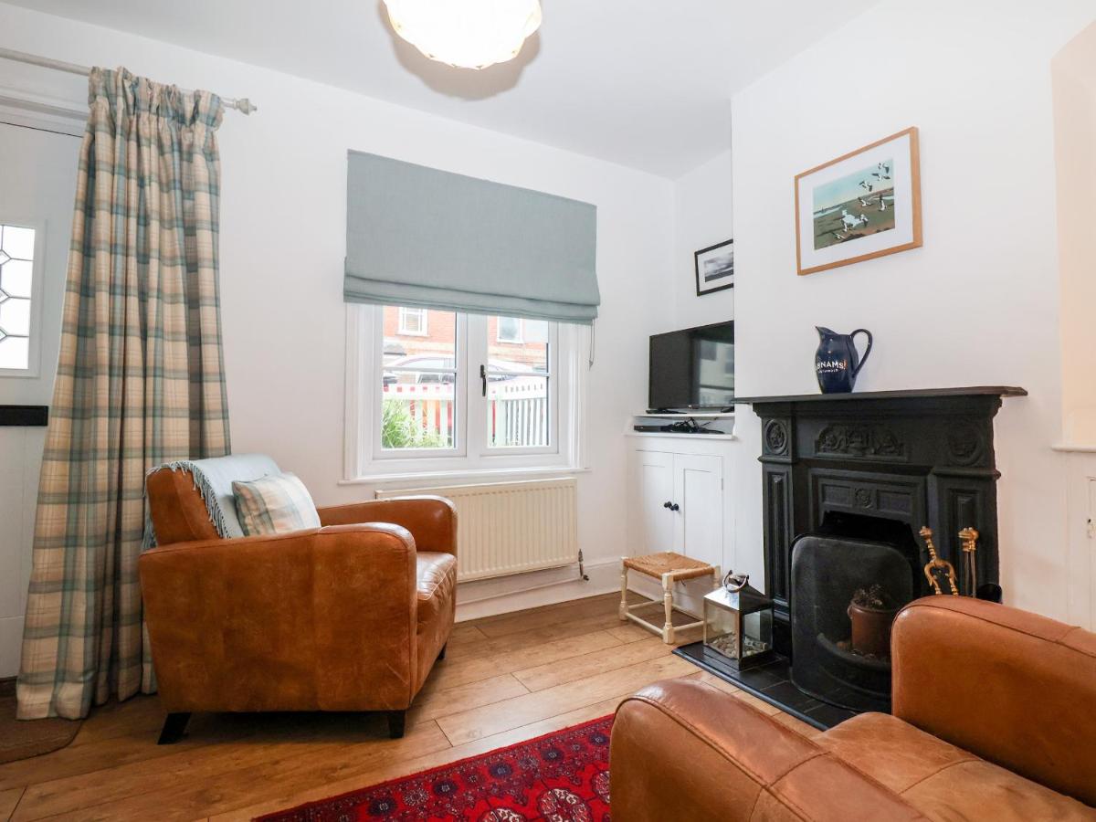 Holmleigh, Aldeburgh - Housity