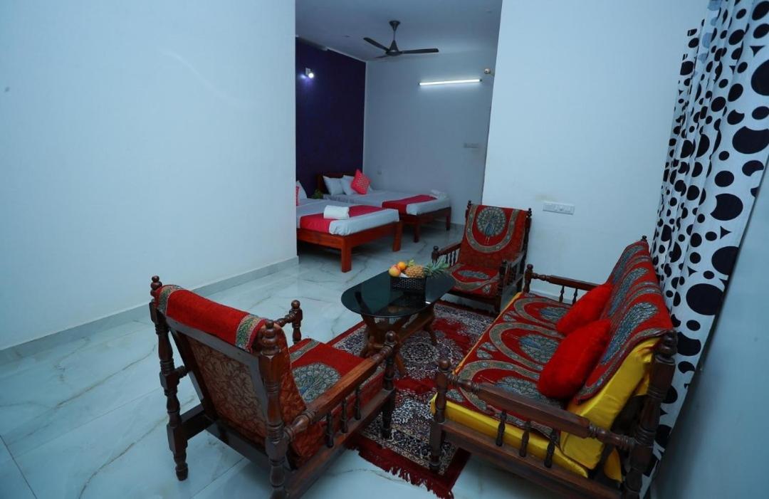 LA CASA THE HOMESTAY - Housity