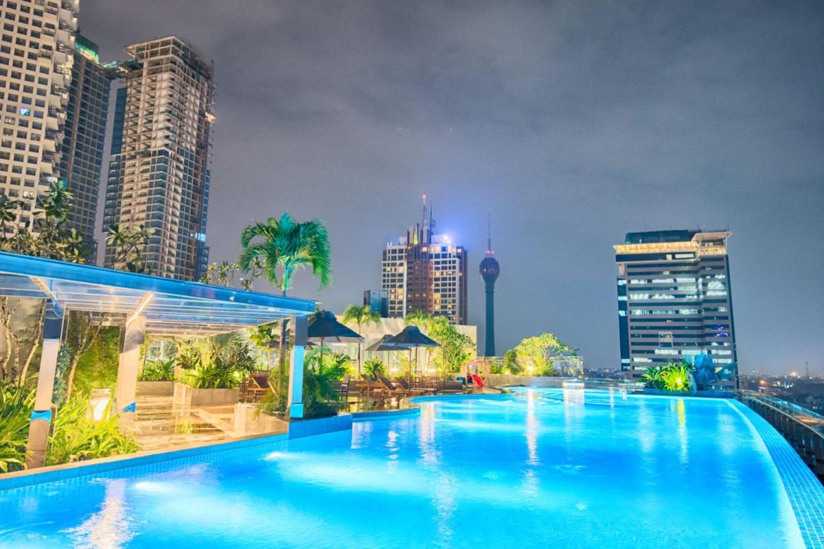 Super Luxury 2 BR Apartment in Five Star Colombo City Centre - Housity