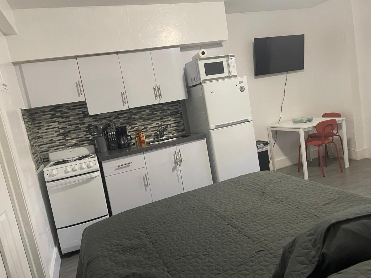 trendy Studios in Hollywood - Hizvo