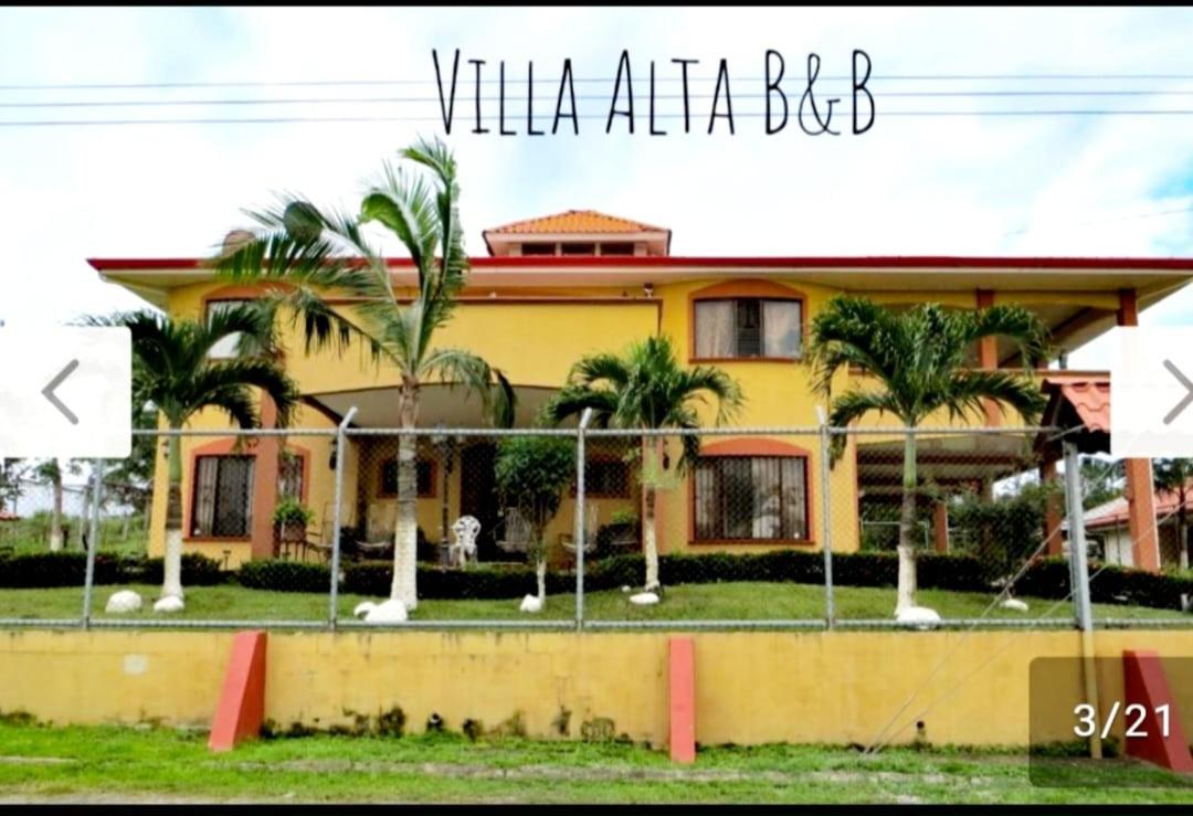 Villa Alta Bed&Breakfast - Housity
