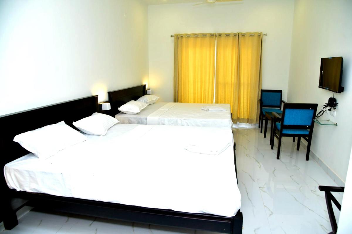 Hotel Sharada Inn - Housity