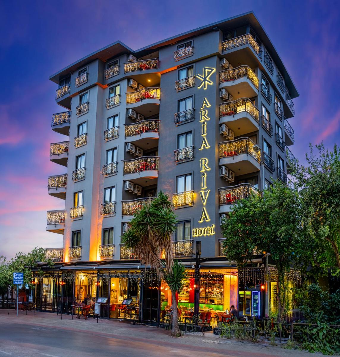 Suitetrails - Aria Riva Apart Hotel