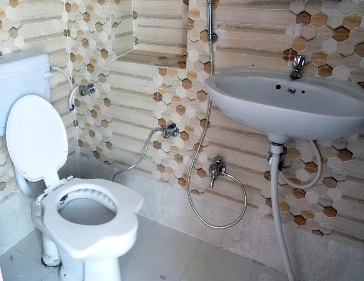 Amar Niwas Homestay Guesthouse - Housity