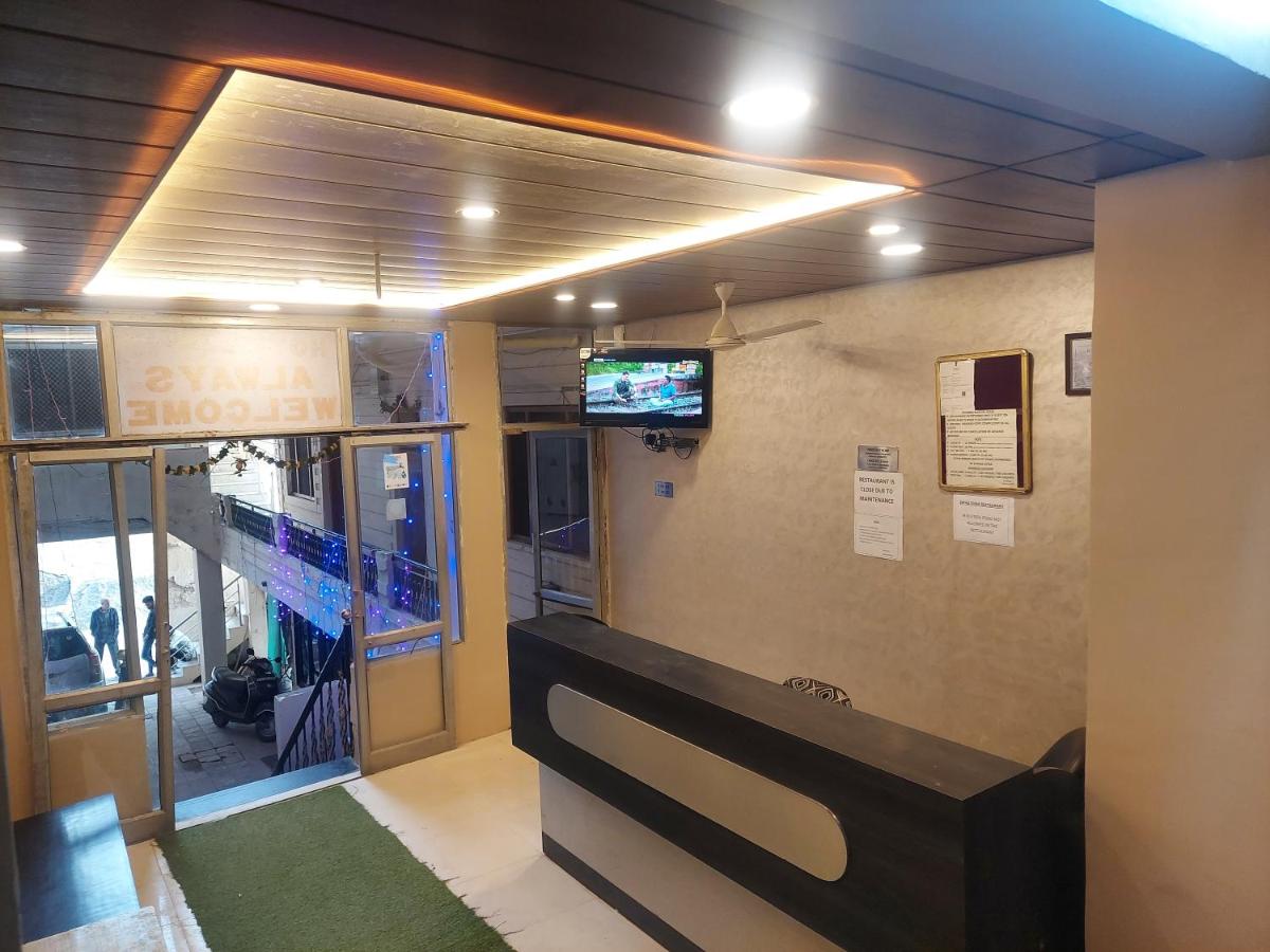Hotel Always Welcome - Housity