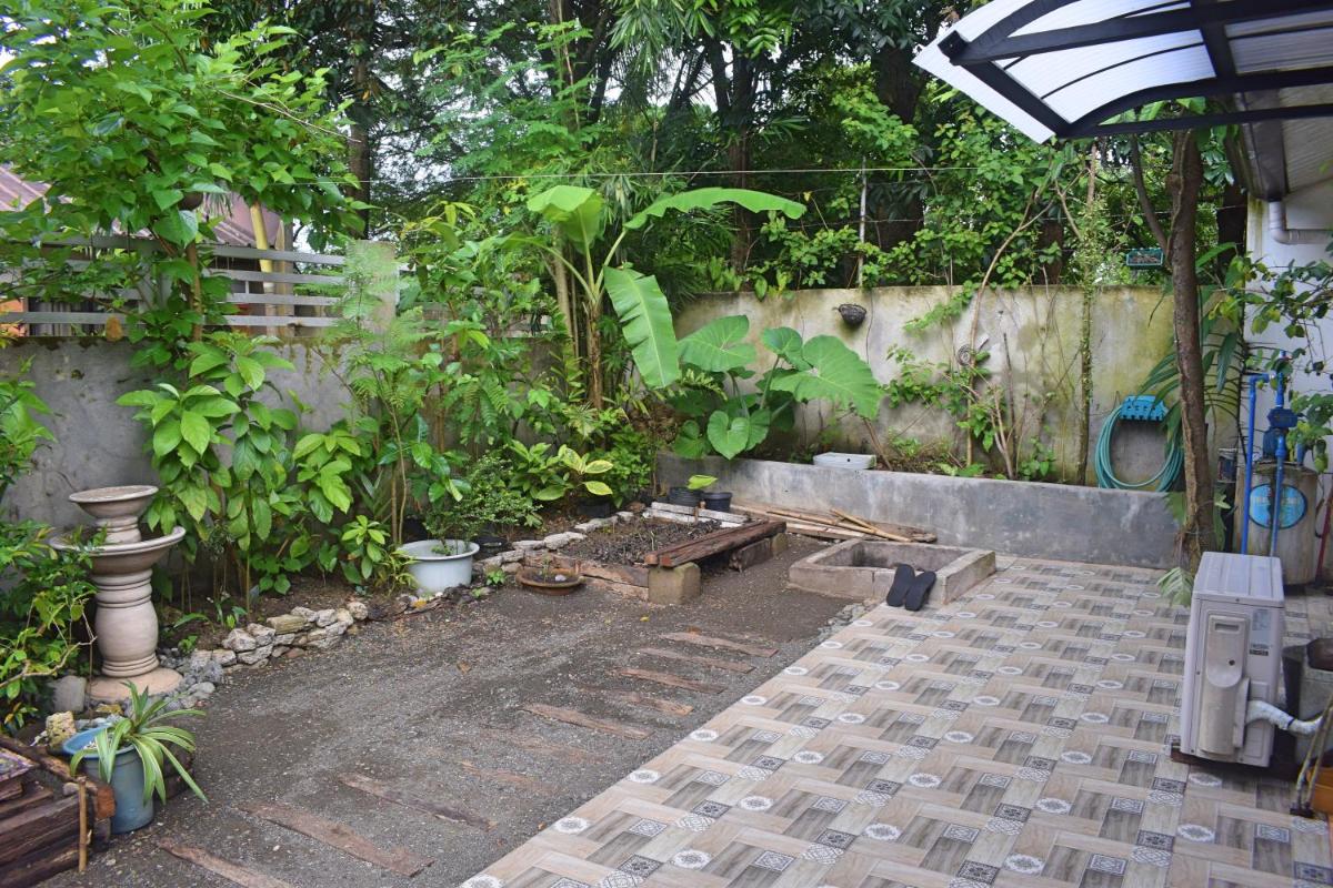 Cozy 1-bedroom house in quiet residential village. - Housity
