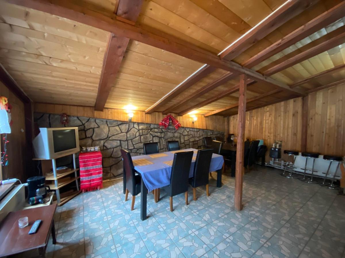 Cabana De sub Munte - Housity