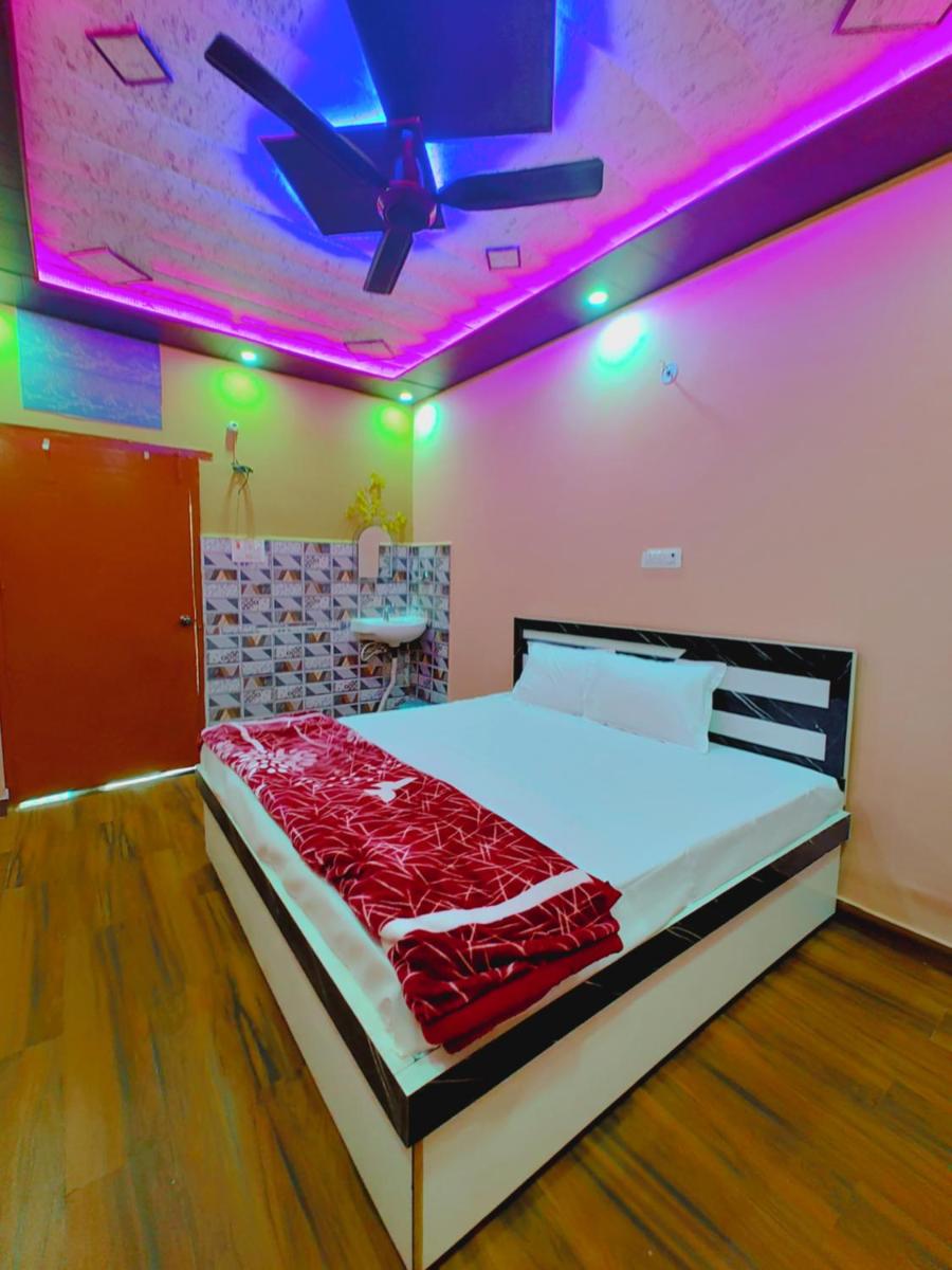 Ayodhya Residency 5 min walking From Ram Janam Bhumi - Housity