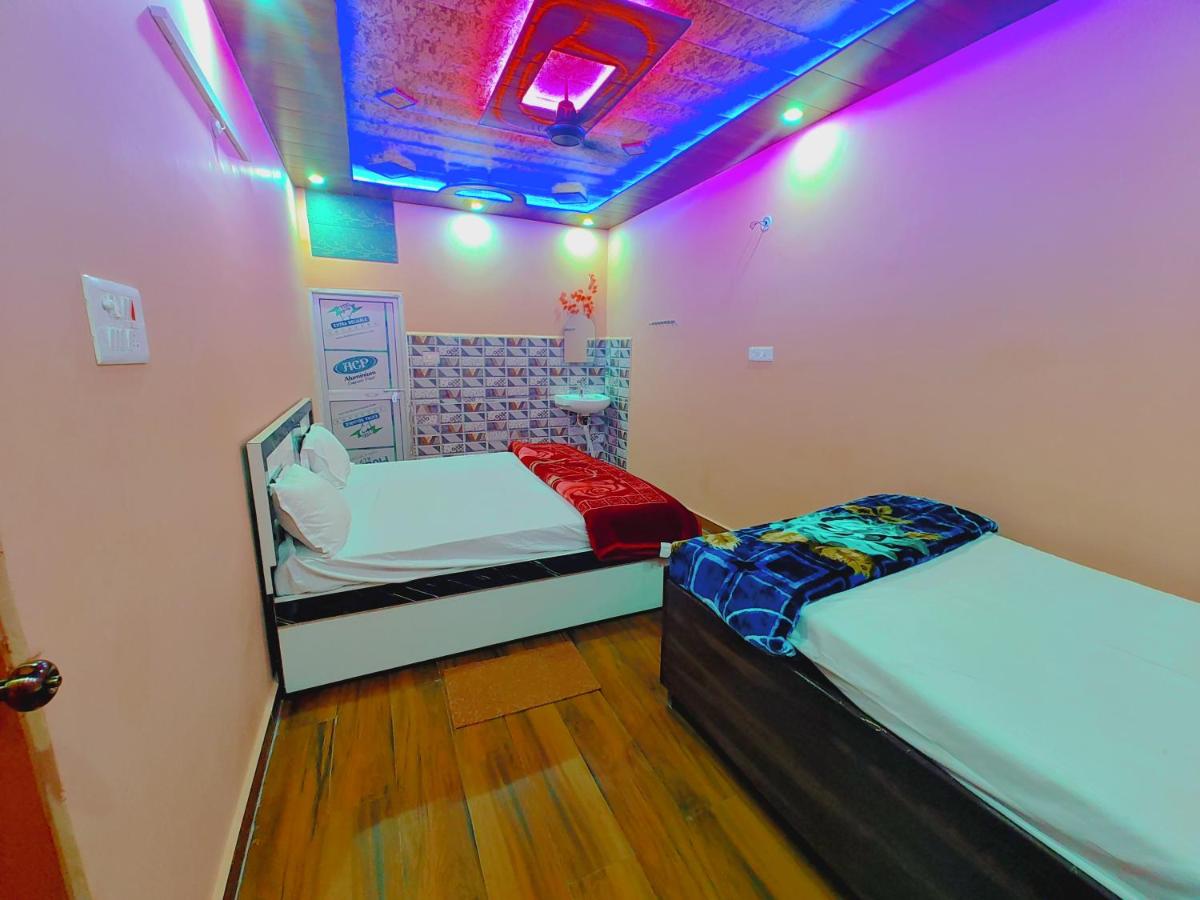 Ayodhya Residency 5 min walking From Ram Janam Bhumi - Housity