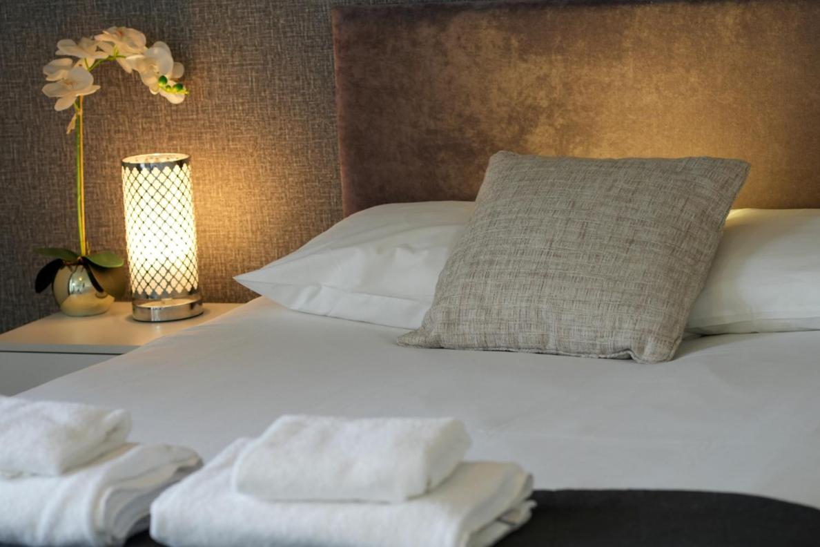 Redbourne Holiday Home - Housity