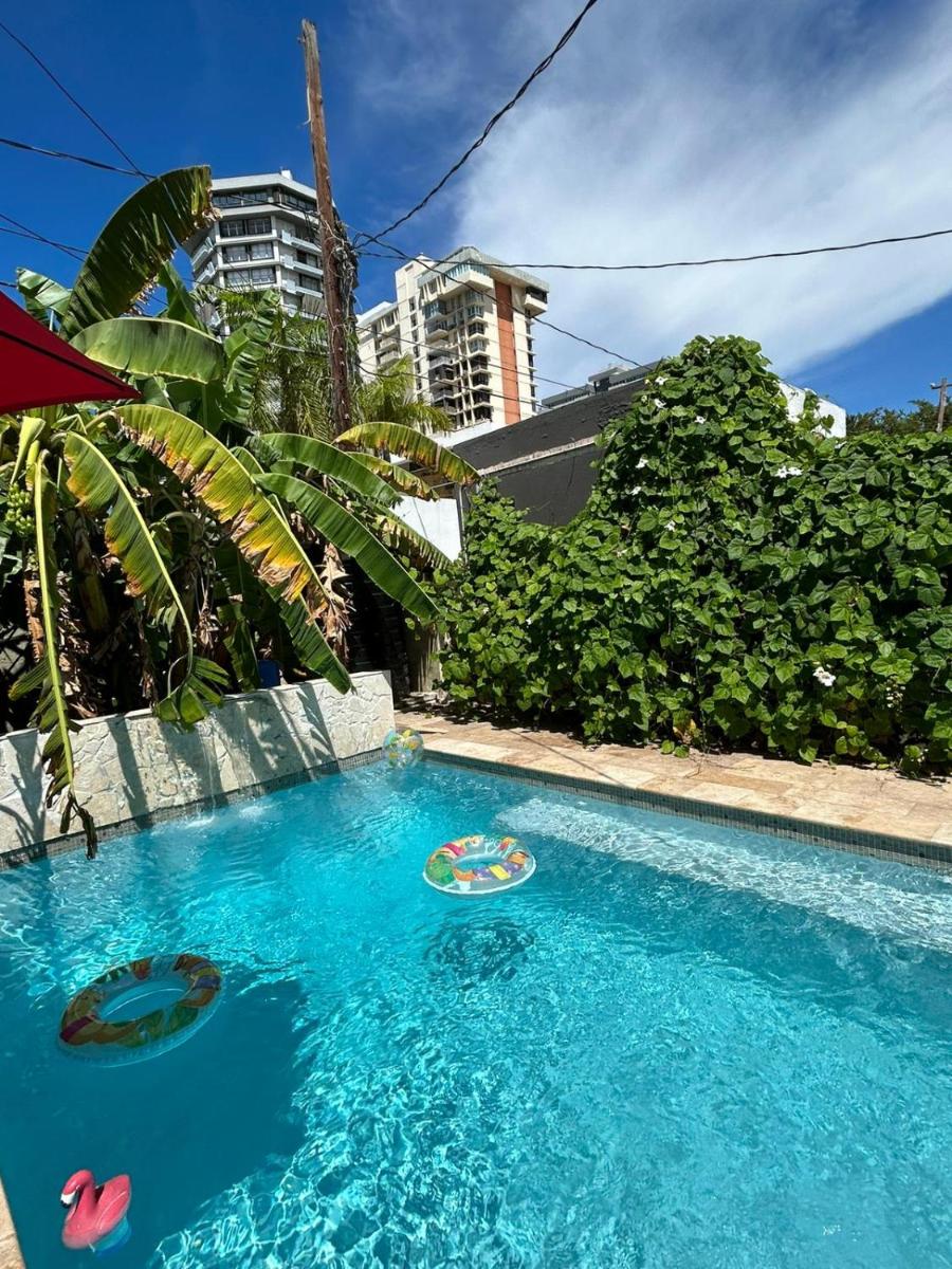 Isla Verde by the Beach - Hizvo