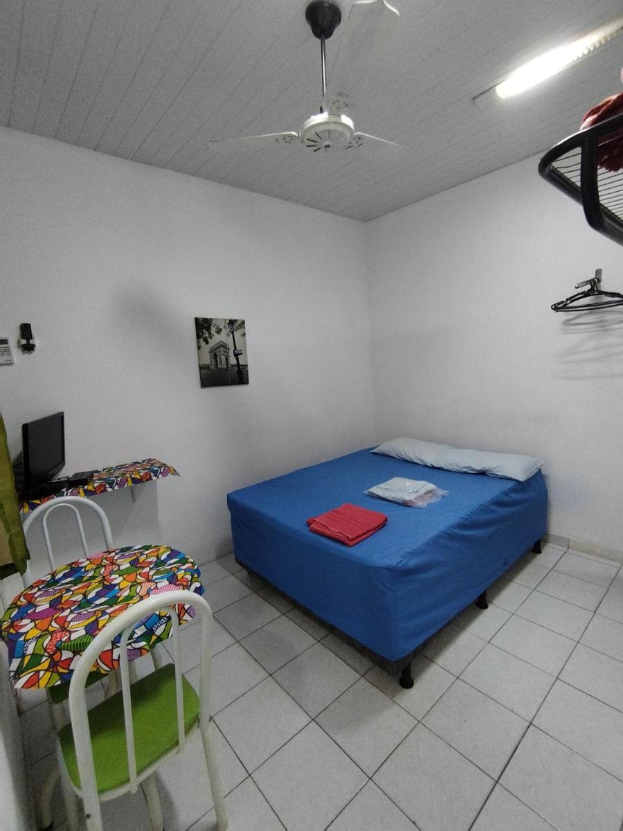 Seu Apto na Praia da Costa 6 Excelente Local Ar Cond TV Microondas Internet Rápida Todo seu Centro - Housity