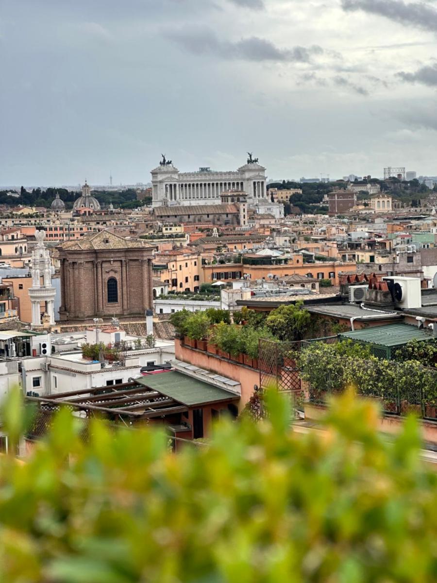 Vatican Color House - Housity