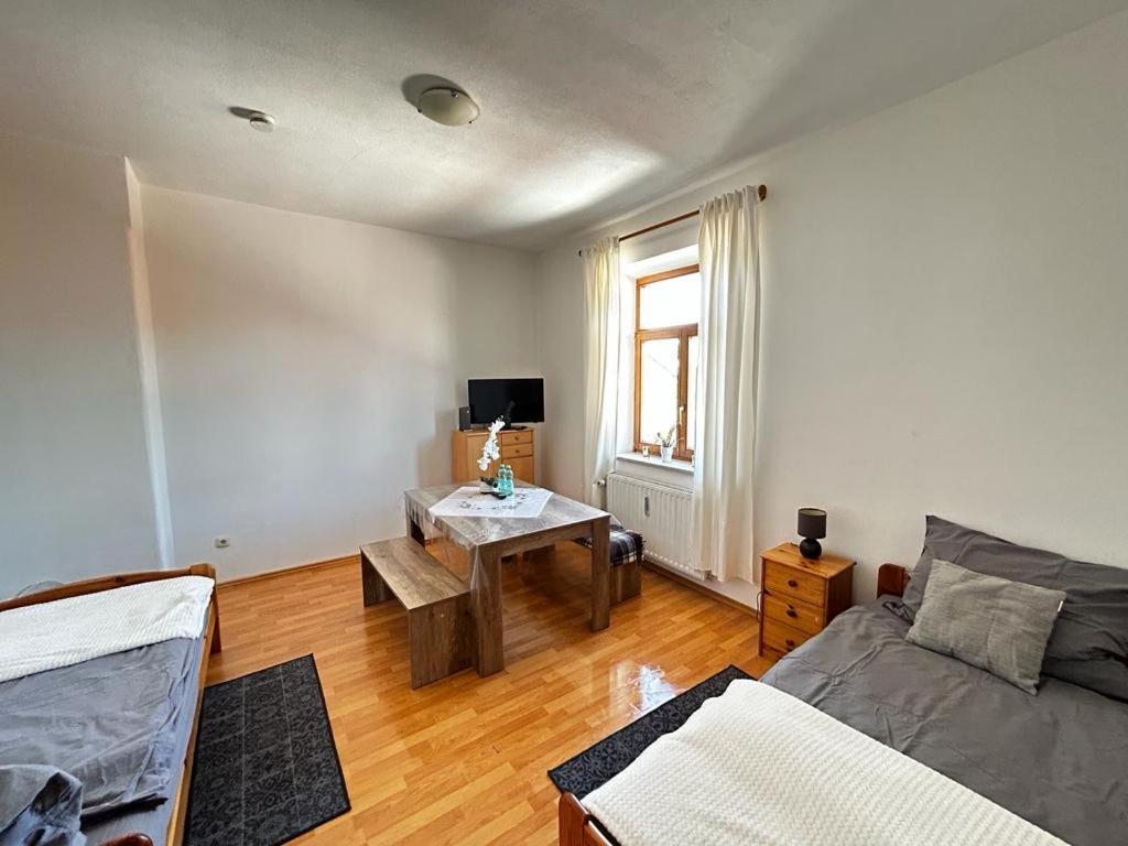 Wunderschönes Appartement Nahe der Berge - Housity
