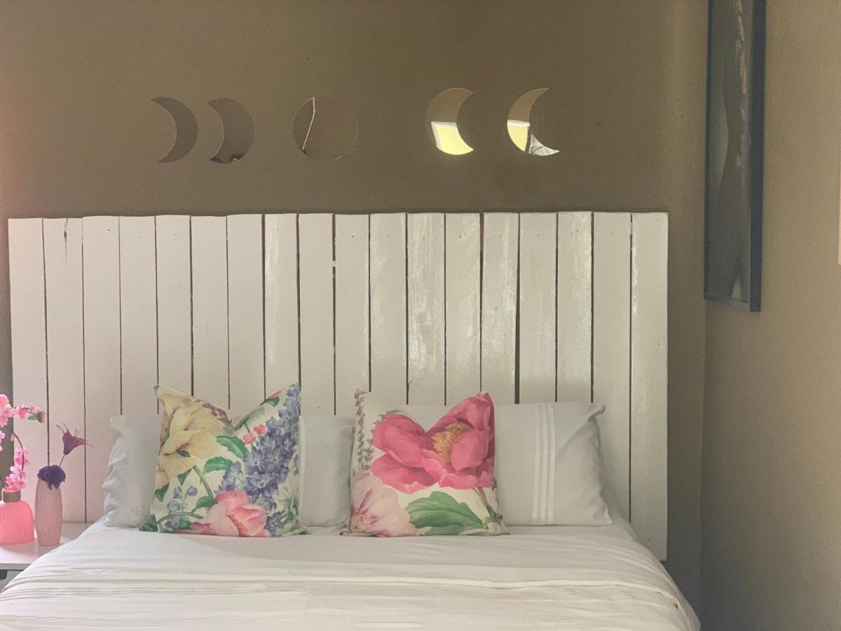 SURVIVOR GUEST HOUSE-Giyani - Housity