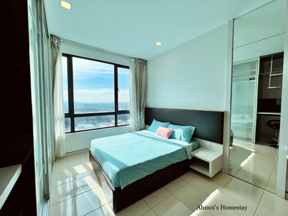 WHITE TILES 2人名宿, LANDMARK2, Sg Long, Kajang, FREE WIFI, QUIET SPACE, NICE VIEW - Housity