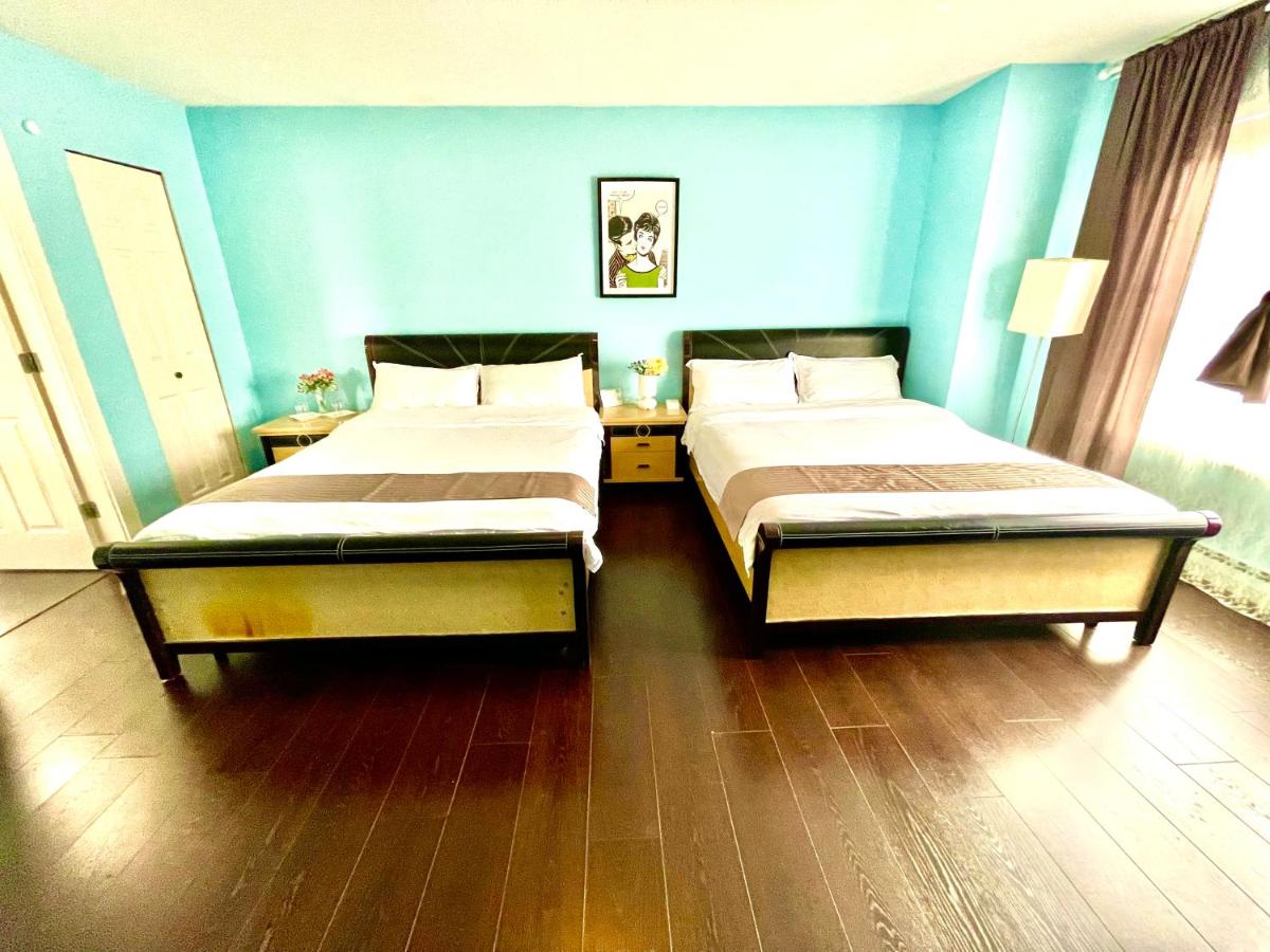 Vancouver Bed & Breakfast - Housity