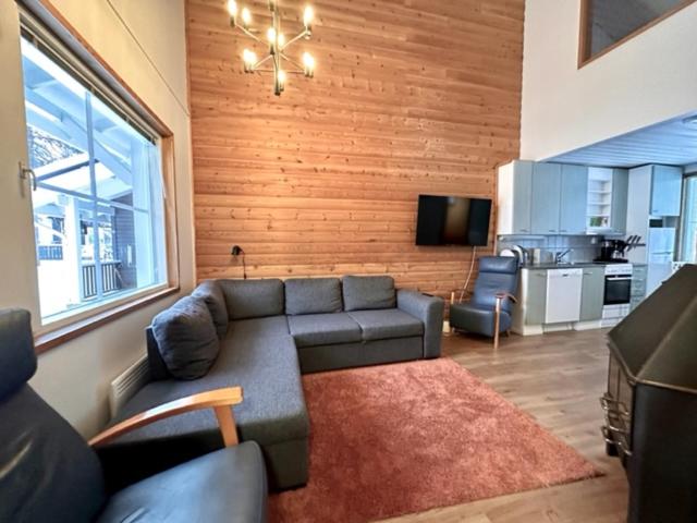 Levin keskusta, Kätkäläinen D2 - Housity