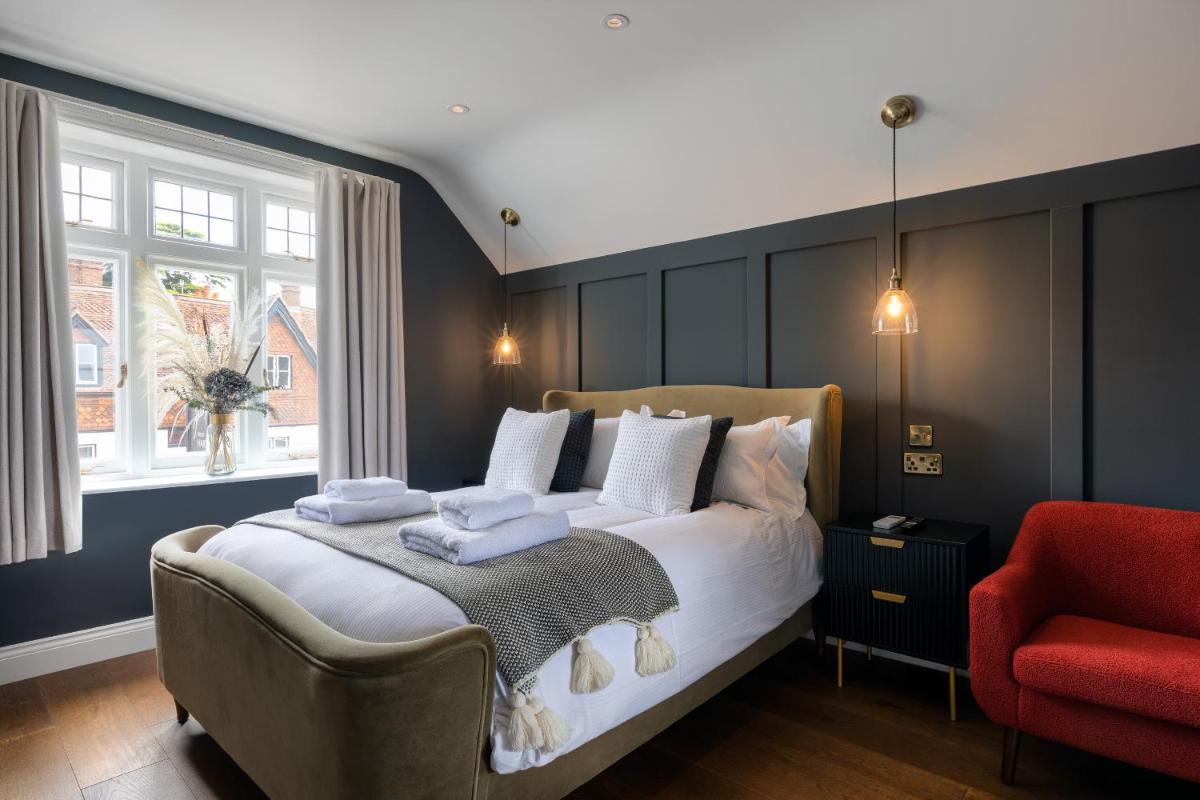 The White Hart Wadhurst - Housity