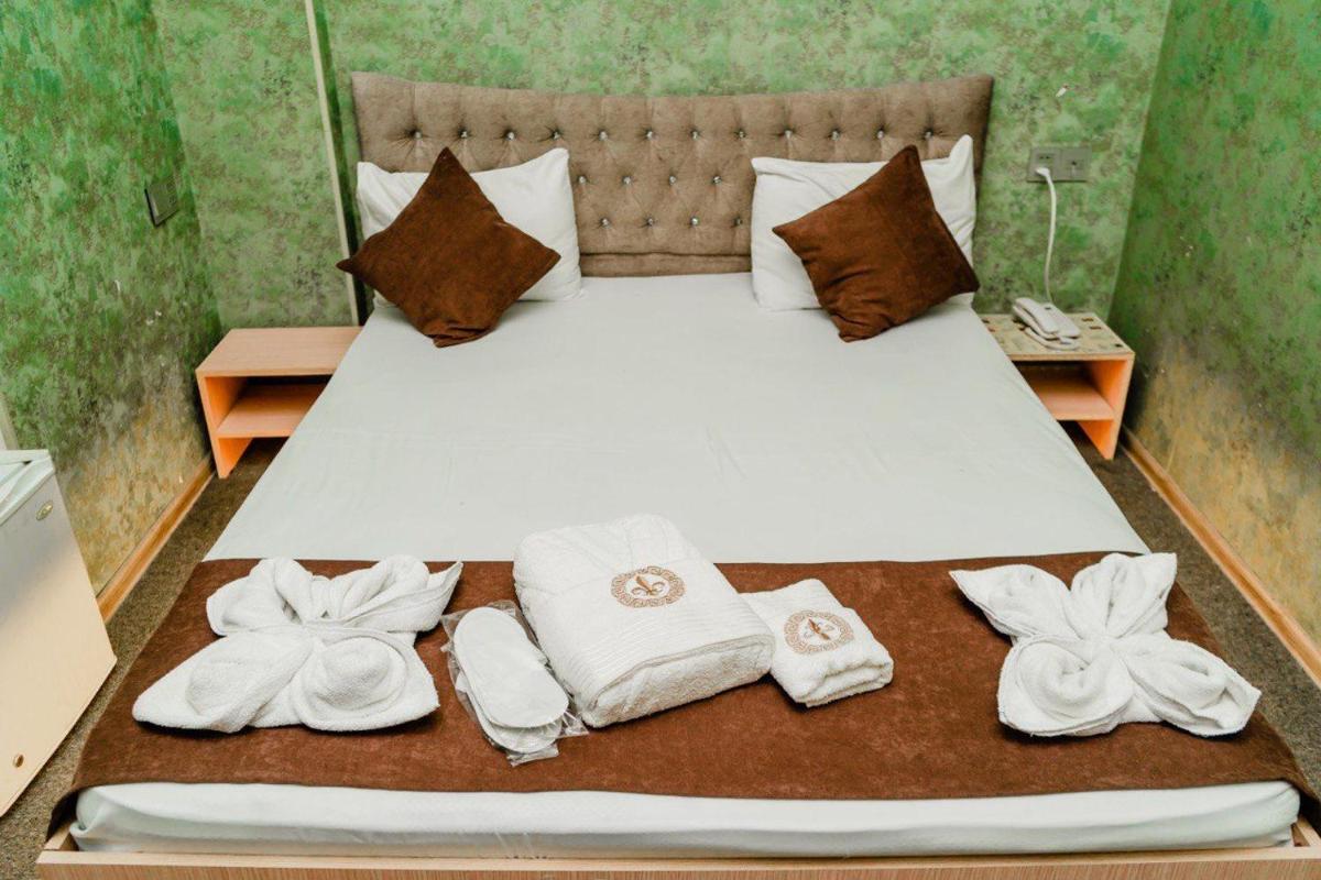 Best Center Boutique Hotel - Housity