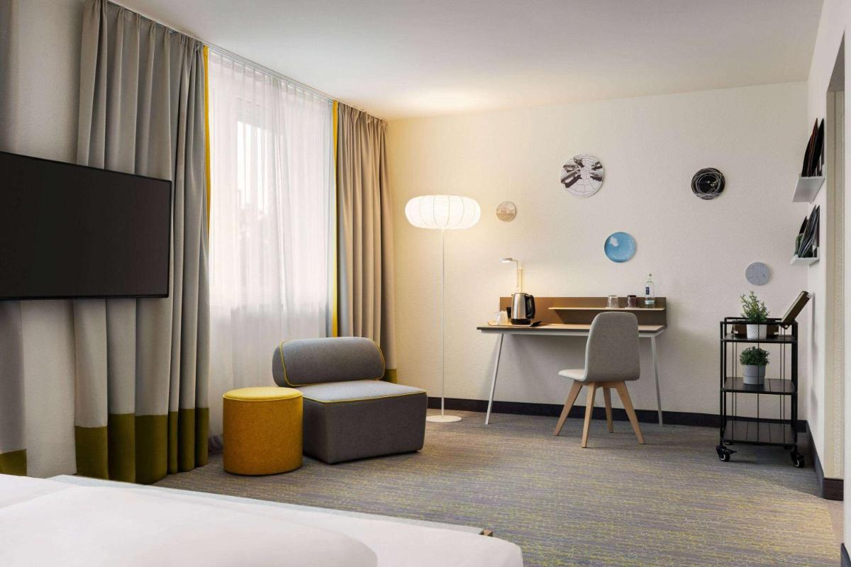 Vienna House Easy by Wyndham Bad Oeynhausen - Housity