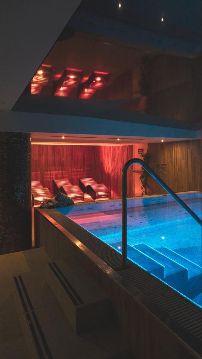 Piscina en o cerca de Hotel & Spa Real Villa Anayet