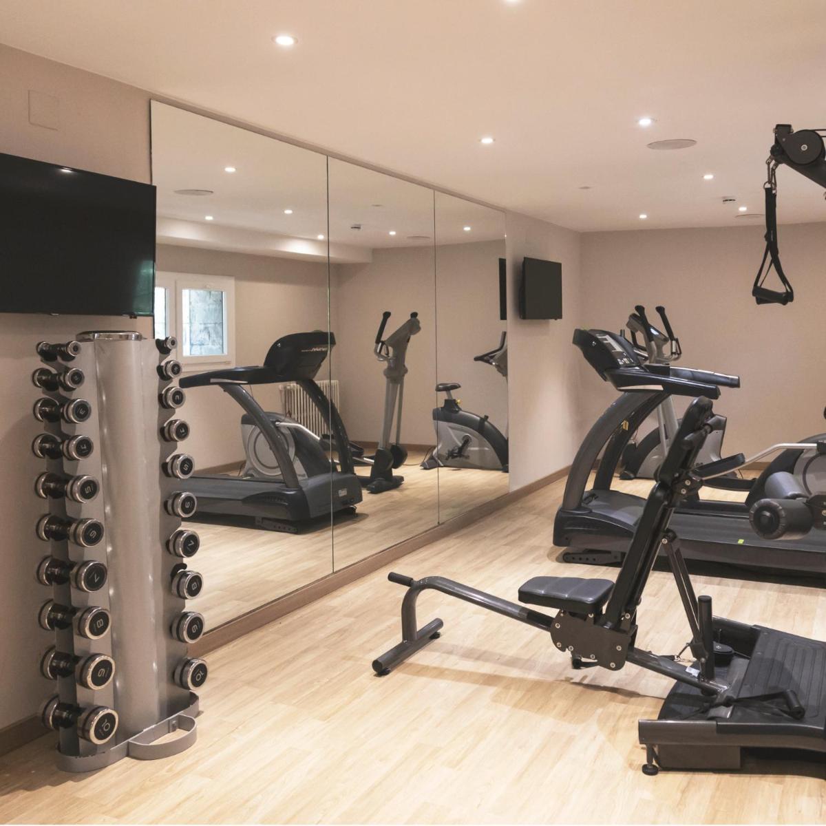 Gimnasio o instalaciones de fitness de Hotel & Spa Real Villa Anayet
