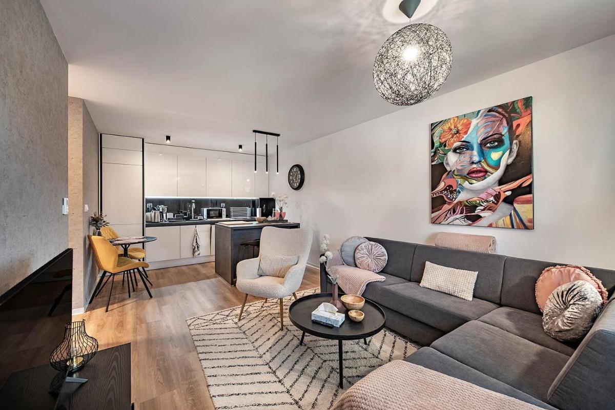 Apartments Centrum Hviezdoslav - Hizvo