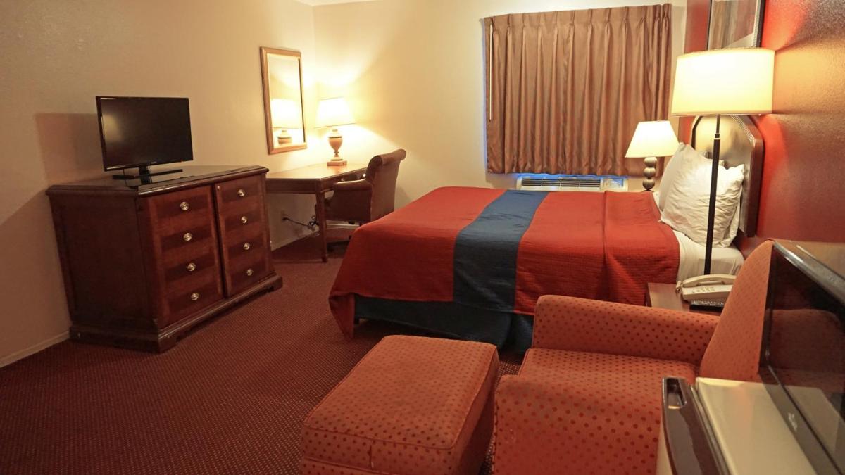 Rainbow Inn - Housity