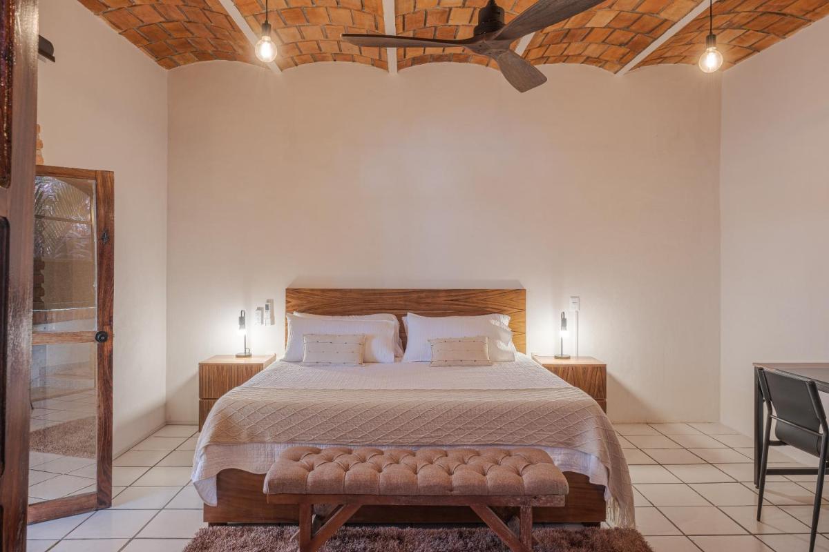 El Refugio de Sayulita - Health and Wellness House - Housity