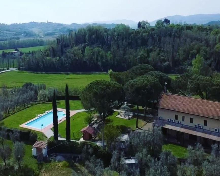 I Girasoli di Lari - Bilocale La Margherita - Housity