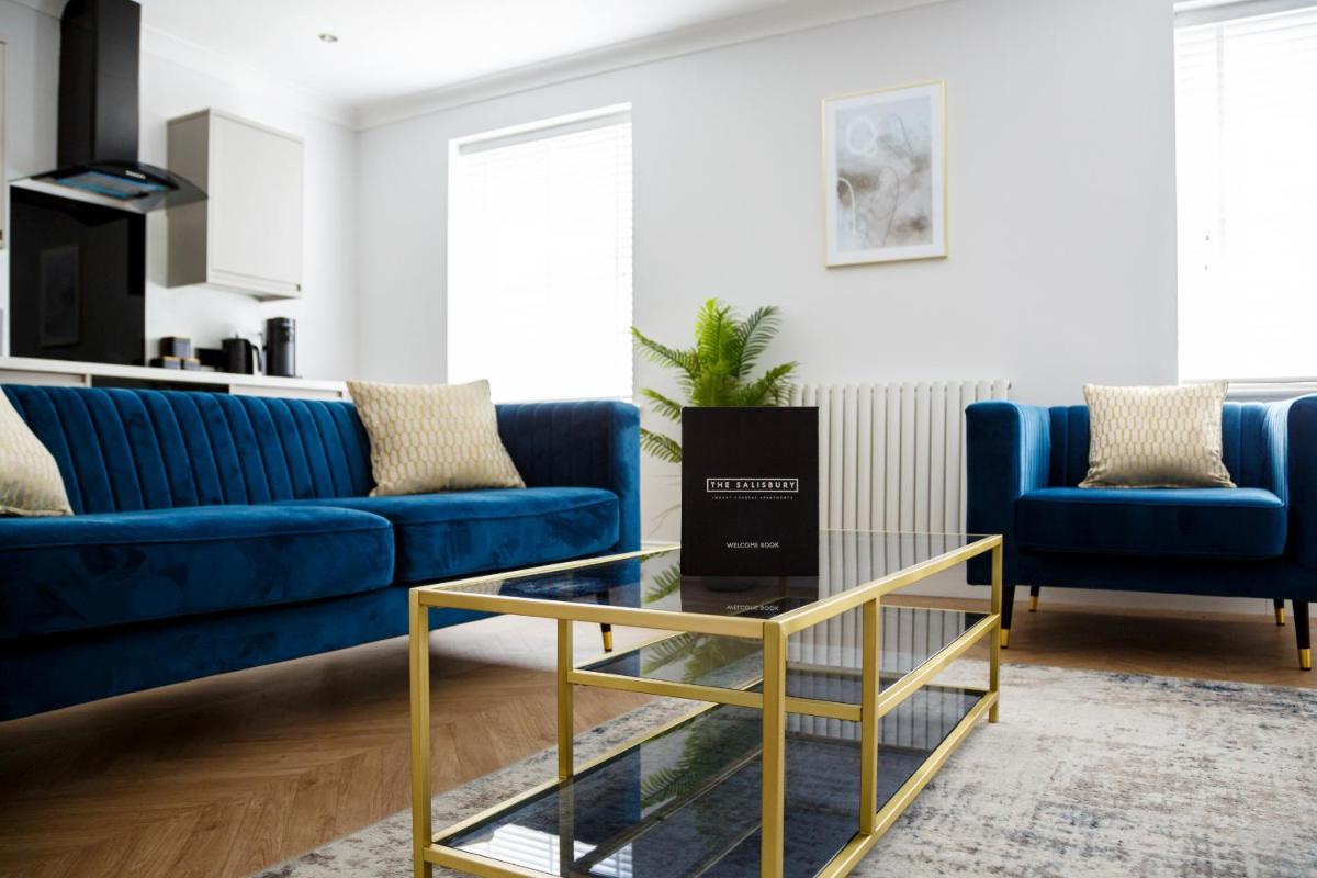 Suitetrails - The Salisbury - Luxury Apartments by Stay In Scarborough