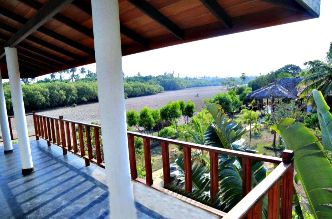 Pearl Cave Cabanas & Resturant - Housity