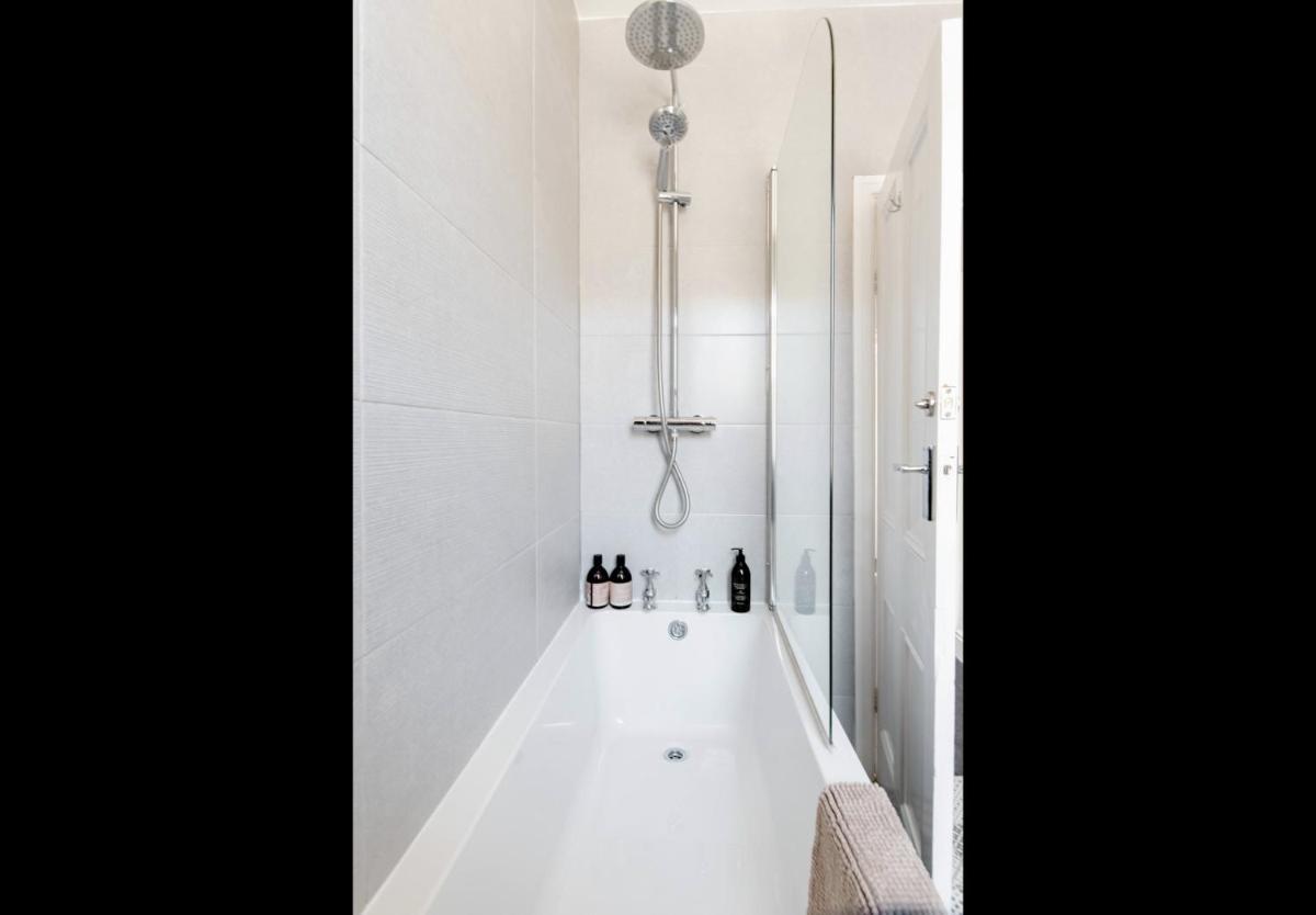Simply Good Night l Penny Lane - Housity