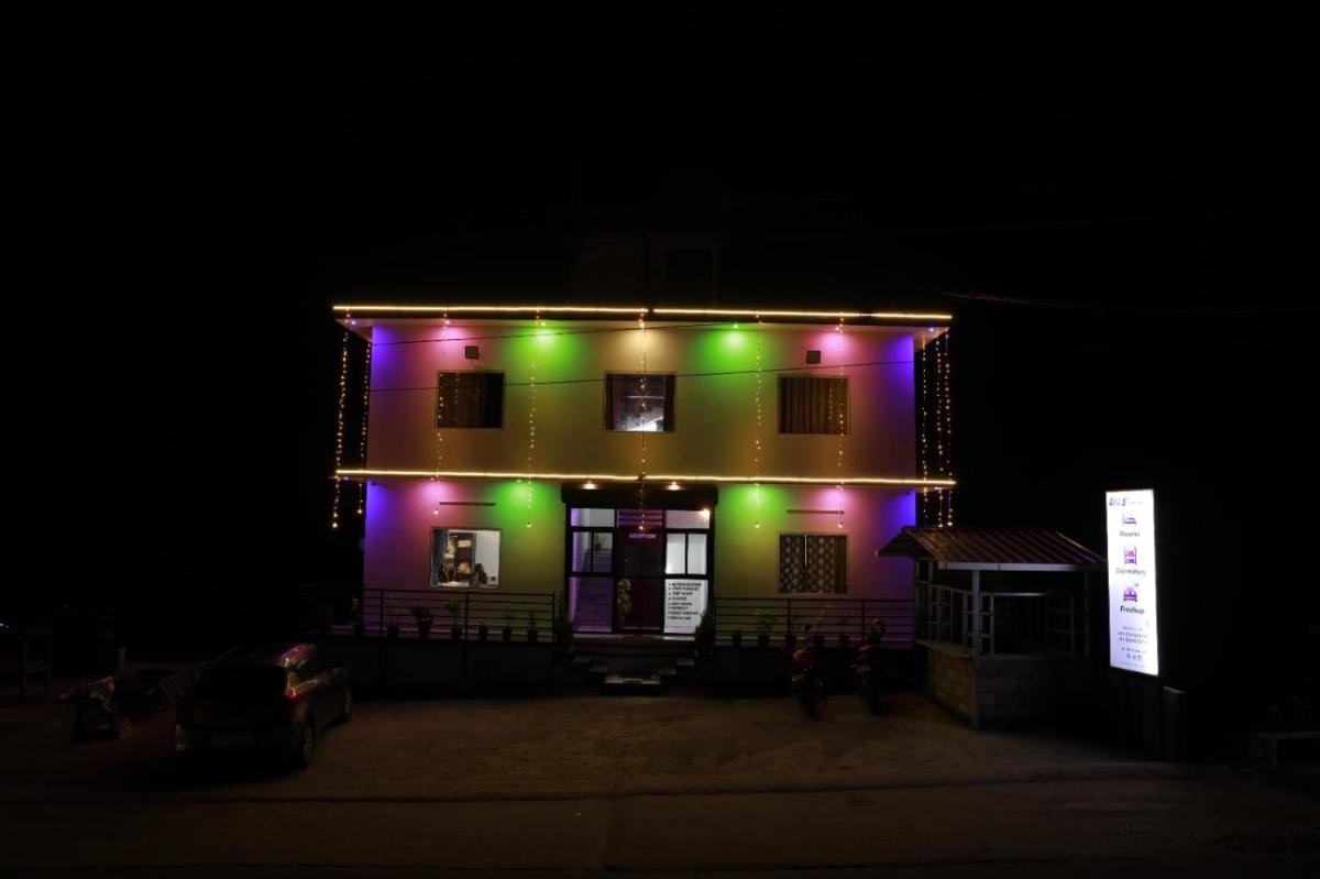 5TH Range Cottage - Housity