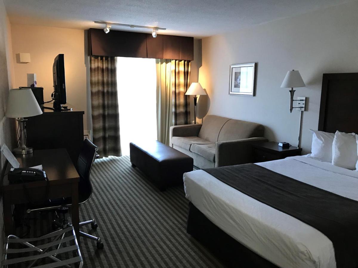Powell River Town Centre Hotel - Housity