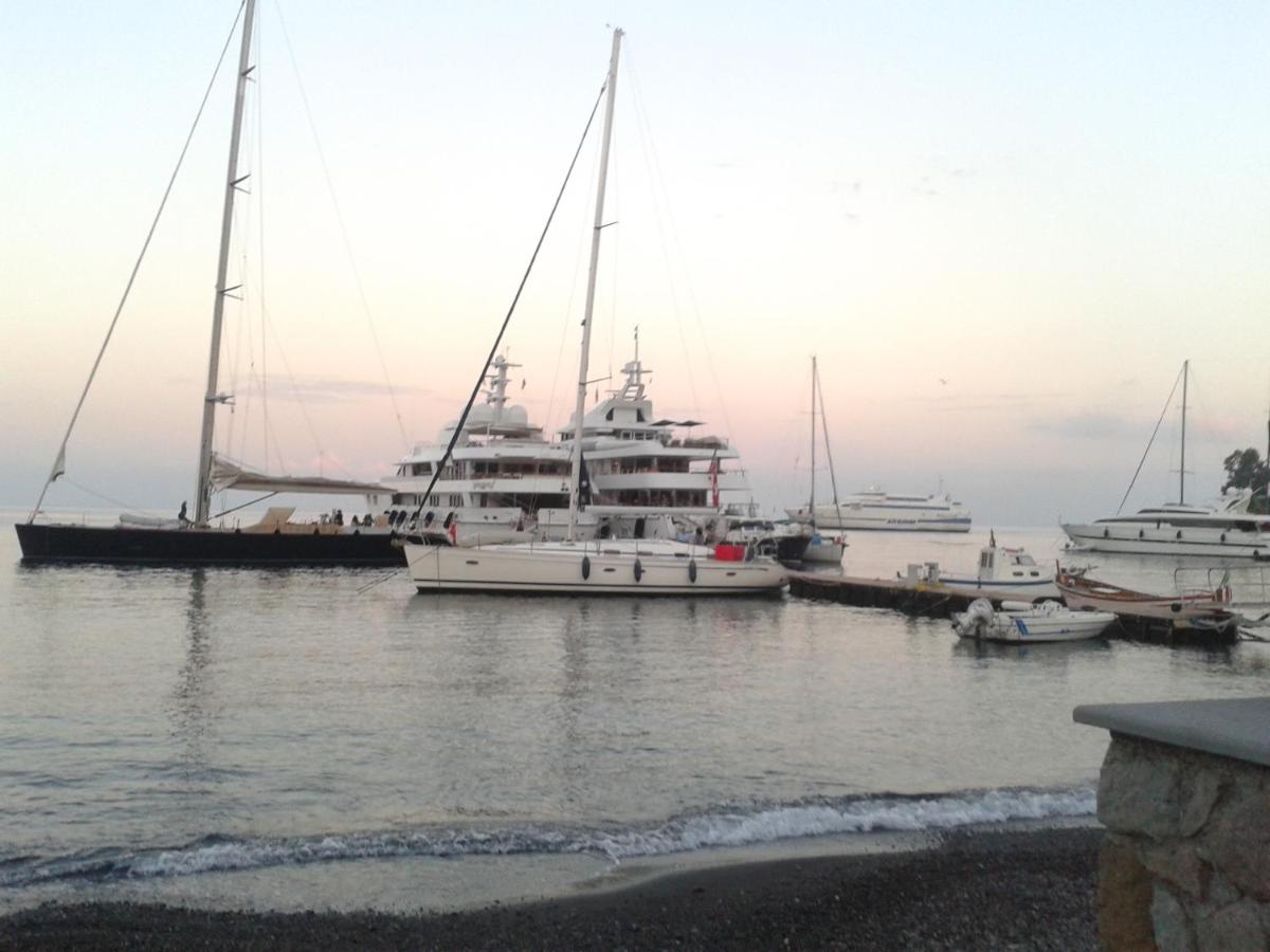 B&B Albatros - Housity