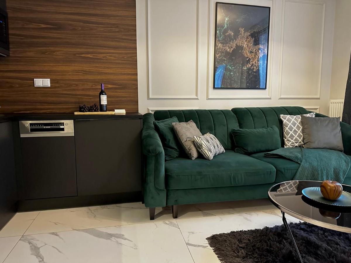 Apartamenty Kielce- APARTAMENT SZMARAGD przy zalew kielecki, faktura, parking, centrum - Housity