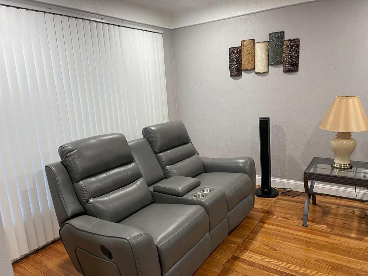 Gorgeous 3 Bdrm vacation house - Housity