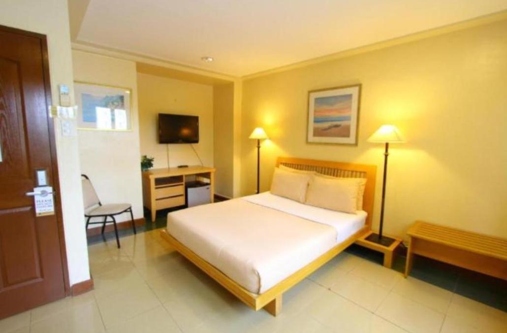 Suitetrails - Trace Suites by SMS Hospitality