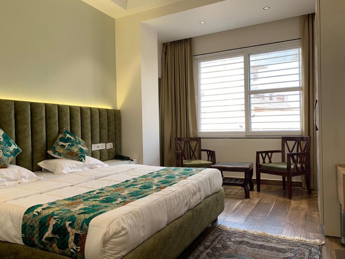 Hotel Alpine Plaza - Housity