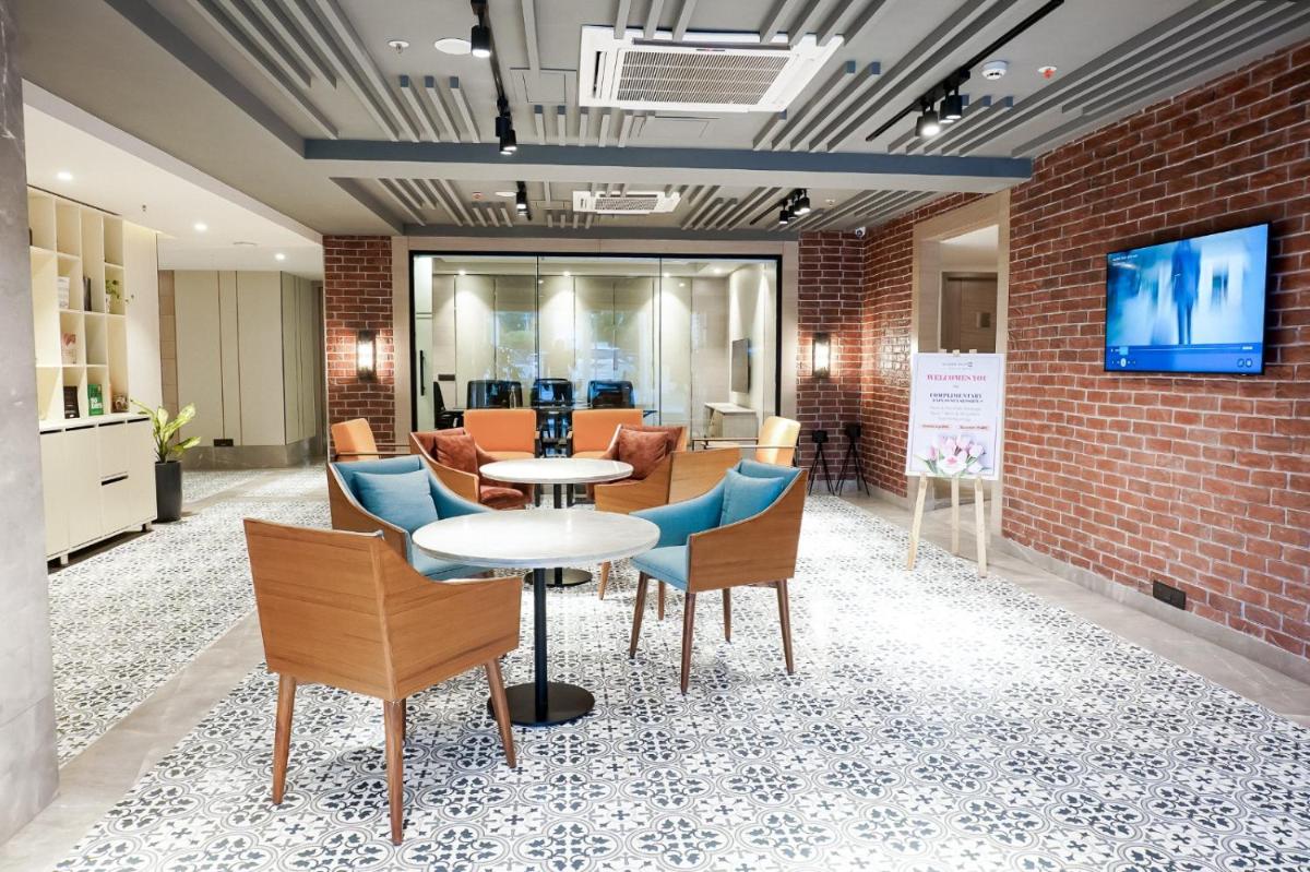 Suitetrails - Golden Tulip Lucknow