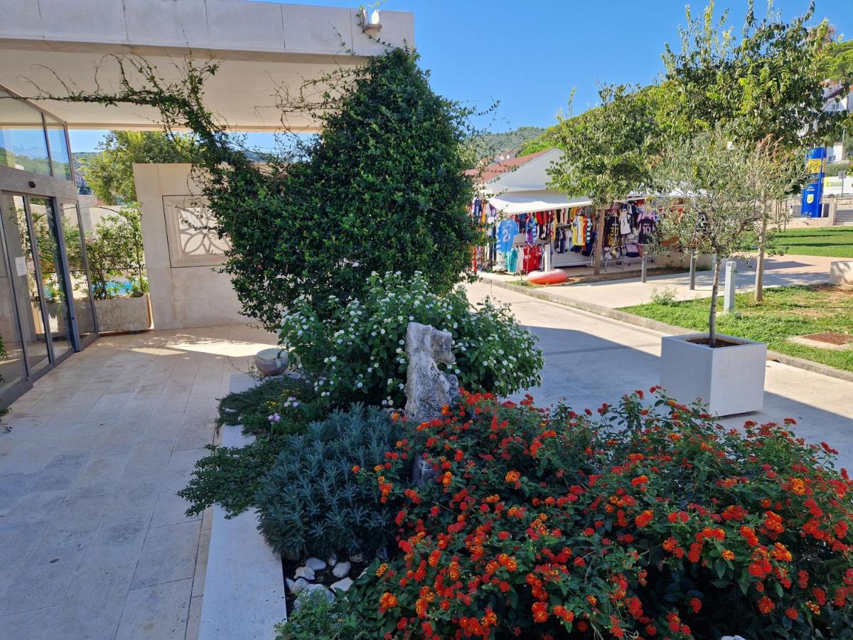 Hotel Lipa - Housity