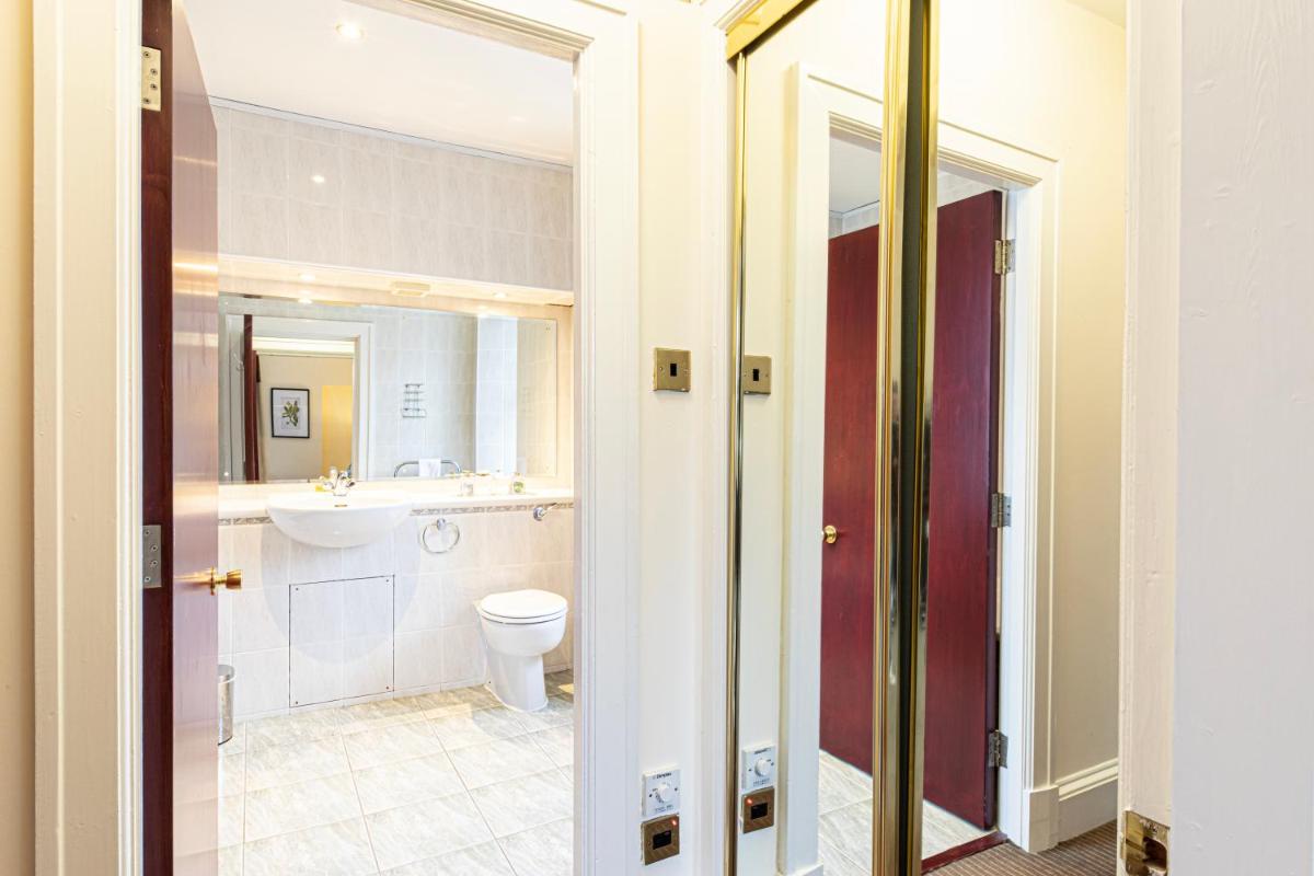 The Bank House at Scotland's Hotel - Housity