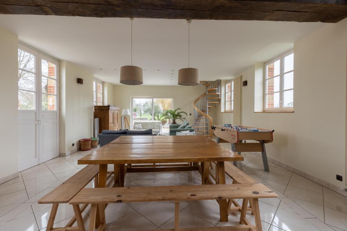 L'Ecolière - Villa Piscine Chauffée - Rêve au Mans - Housity
