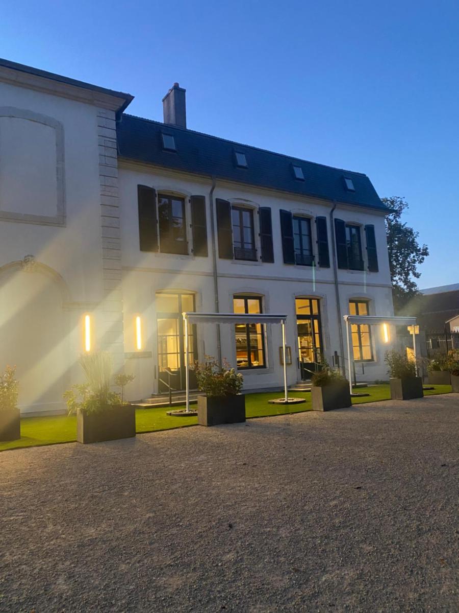 Hôtel Au Château - Housity