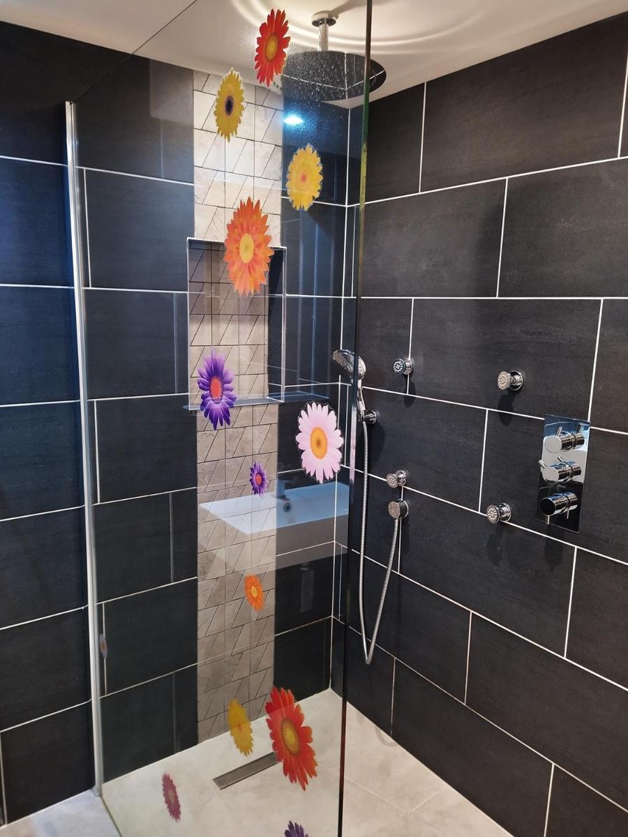 The Shire House - Housity